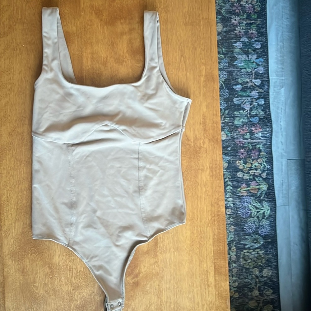 Abercrombie, soft collection taupe bodysuit